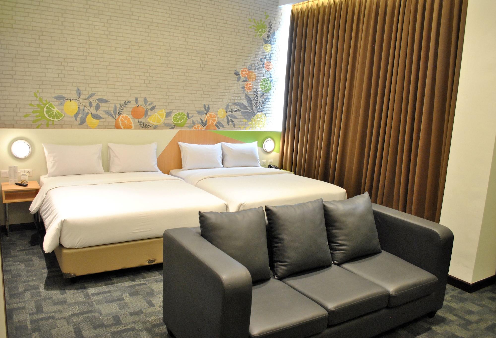 Hotel Zest Sukajadi 3*