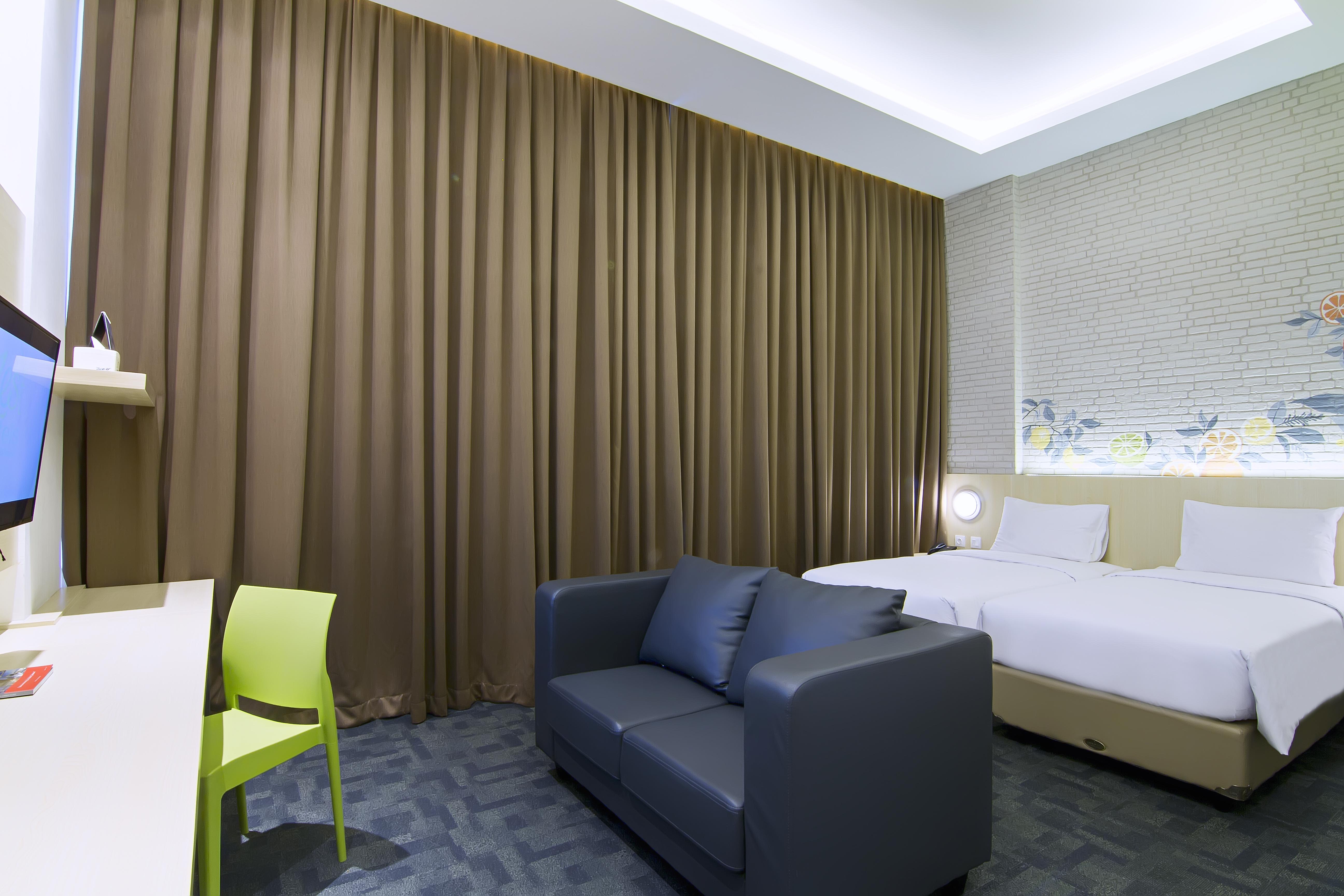 Zest Sukajadi Hotel