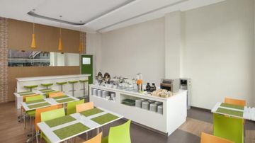 Zest Sukajadi Hotel 3*