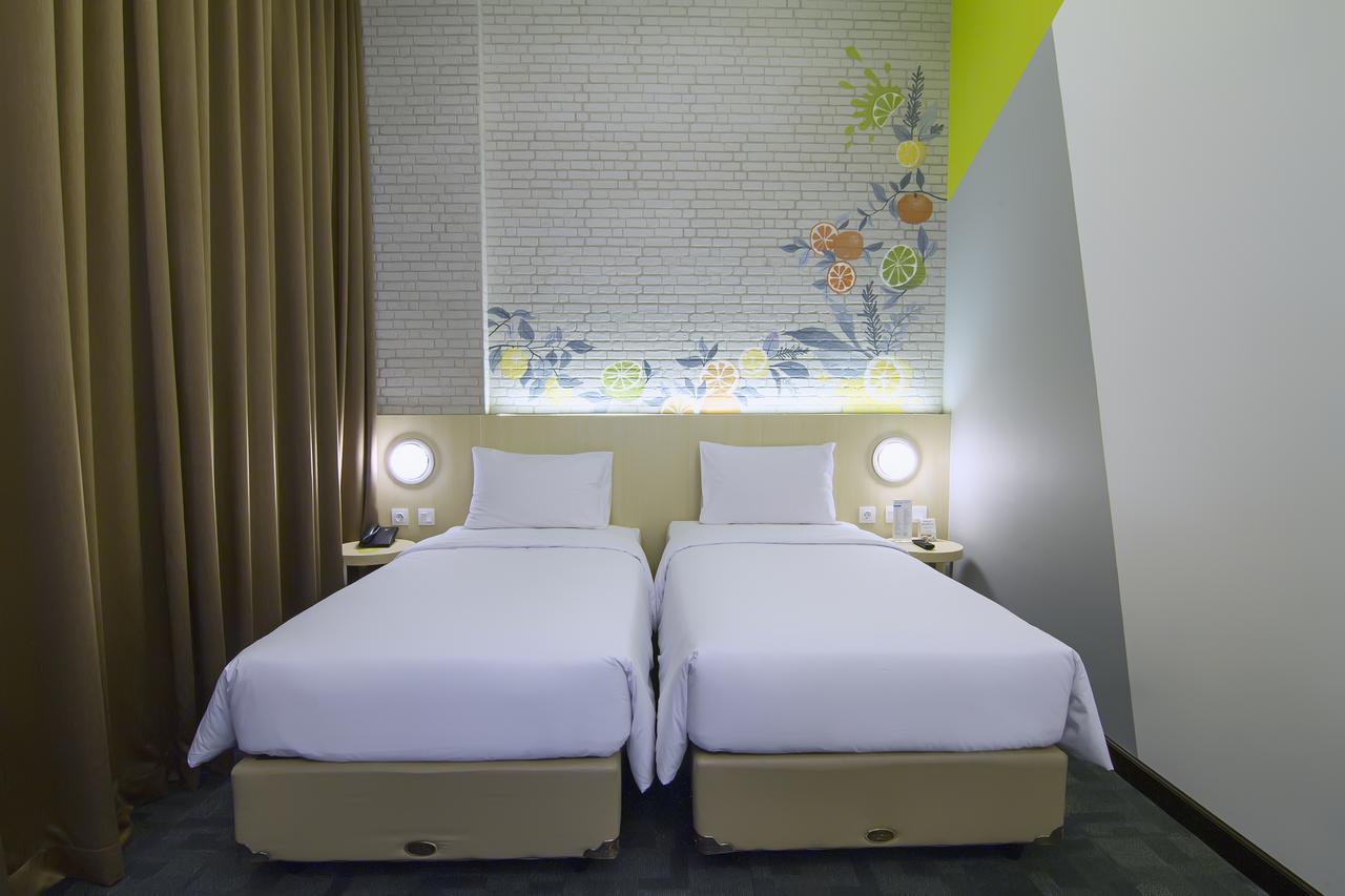 Zest Sukajadi Hotel 3*