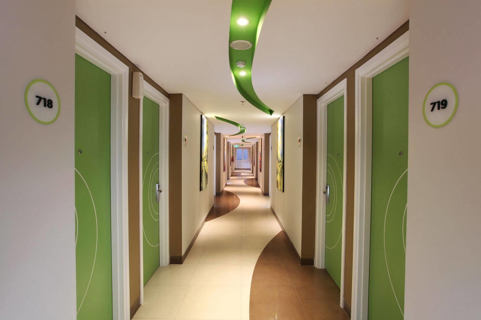 Zest Sukajadi Hotel Bandung